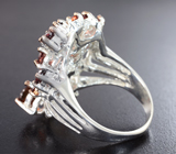 Серебряное кольцо с ограненными оранжевыми опалами и альмандинами гранатами Серебро 925