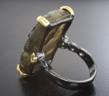 Серебряное кольцо с резным лабрадоритом 21+ карат и диопсидами Серебро 925