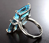 Серебряное кольцо с голубыми топазами 23,12 карата и диопсидами Серебро 925