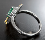 Серебряное кольцо с изумрудом 1,12 карата и разноцветными сапфирами Серебро 925