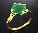 Золотое кольцо с насыщенным уральским изумрудом 2,26 карата Золото