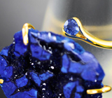 Кольцо с азуритом 15,2 карата и синими сапфирами Золото