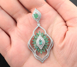 Изысканный серебряный кулон с изумрудами Серебро 925