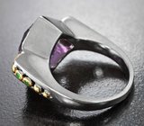 Серебряное кольцо с аметистом лазерной огранки 9,92 карата и цаворитами гранатами
