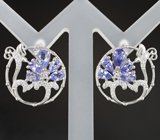 Ажурные серебряные серьги с яркими танзанитами