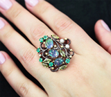 Серебряное кольцо с кристаллическими черными опалами, перидотами, хризопразом и жемчугом Серебро 925