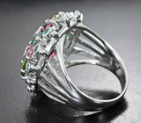 Замечательное серебряное кольцо с разноцветными турмалинами и изумрудами Серебро 925