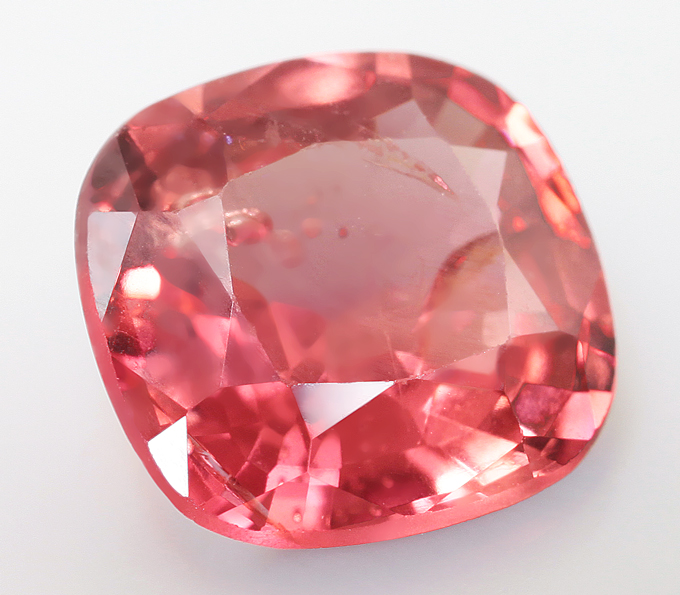 Оранжевая шпинель 1,67 карата купить в интернет магазине Серебряные ...