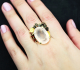 Серебряное кольцо с розовым кварцем 15,14 карата и альмандинами гранатами