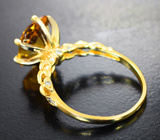 Золотое кольцо с ярким медовым гелиодором авторской огранки 3,22 карата и бриллиантами