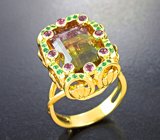 Массивное золотое кольцо с насыщенным контрастным арбузным турмалином 8,93 карата, шпинелями и цаворитами Золото