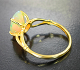 Золотое кольцо с ограненным эфиопским опалом 1,81 карата