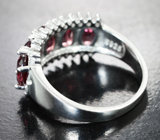 Яркое серебряное кольцо с родолитами