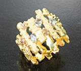Золотое кольцо с неповторимой подборкой уральских александритов различной огранки 0,88 карата и бриллиантами Золото