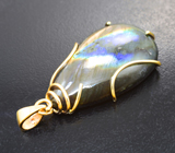 Крупный золотой кулон с лабрадоритом 31,92 карата