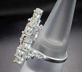 Серебряное кольцо с ограненным лунным камнем и альмандинами гранатами