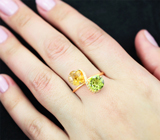 Золотое кольцо с перидотом 2,04 карата, цитрином авторской огранки 1,91 карата и бесцветными цирконами