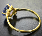 Золотое кольцо с чистейшими танзанитом 1,07 карата и васильковыми сапфирами Золото