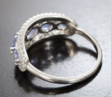 Превосходное серебряное кольцо с танзанитами