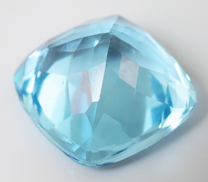 Голубой топаз высокой чистоты 19,38 карата купить в интернет магазине ...