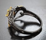 Серебряное кольцо с ограненным эфиопским опалом и диопсидами