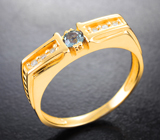 Золотое кольцо с ярким уральским александритом редкого цвета морской волны 0,2 карата и бриллиантами Золото