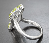 Элегантное cеребряное кольцо с перидотами