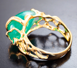 Золотое кольцо с ярким полихромным кабошоном уральского изумруда 9,54 карата и бриллиантами