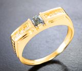 Золотое кольцо с невероятно-ярким уральским александритом 0,32 карата и бриллиантами