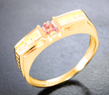 Золотое кольцо с невероятно-ярким уральским александритом 0,32 карата и бриллиантами Золото