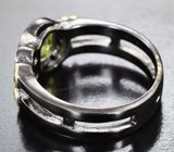 Серебряное кольцо с перидотами и цитринами