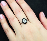 Прелестное серебряное кольцо с ограненным лунным камнем и черными шпинелями Серебро 925
