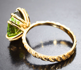 Золотое кольцо с насыщенным полихромным турмалином 5,12 карата и диопсидами Золото