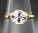 Золотое кольцо с нежным морганитом топовой огранки 2,07 карата
