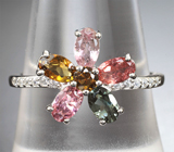 Симпатичное серебряное кольцо с разноцветными турмалинами