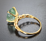 Золотое кольцо с медьсодержащим турмалином 5,28 карата, зелеными сапфирами и бриллиантами Золото