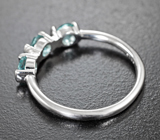 Элегантное серебряное кольцо с голубыми апатитами