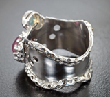 Серебряное кольцо с рубином и кристаллическим эфиопским опалом