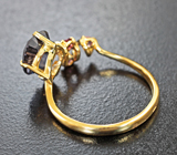 Золотое кольцо с титановой 1,78 карата и чистейшими пурпурно-розовыми шпинелями Золото