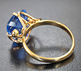 Золотое кольцо с насыщенным флюоритом со сменой цвета 4,89 карата, апатитом и шпинелью