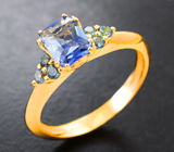 Кольцо с голубыми сапфирами 0,79 карата Золото