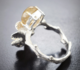 Серебряное кольцо с лунным камнем 2,27 карата и цитринами