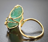 Золотое кольцо с на редкость крупным уральским изумрудом 18,83 карата и бриллиантами