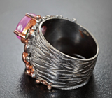 Серебряное кольцо с розовым сапфиром 3,46 карата и диопсидами