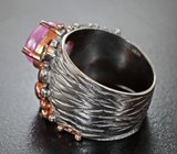 Серебряное кольцо с розовым сапфиром 3,46 карата и диопсидами