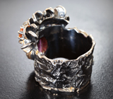 Серебряное кольцо с пурпурным и желтыми сапфирами Серебро 925