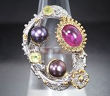 Серебряное кольцо с сапфиром, цветным жемчугом и перидотами