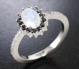 Изящное серебряное кольцо с лунным камнем и шпинелями Серебро 925