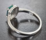 Великолепное серебряное кольцо с ограненным черным опалом и сапфирами