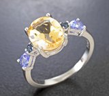 Чудесное серебряное кольцо с цитрином, танзанитами и синими сапфирами